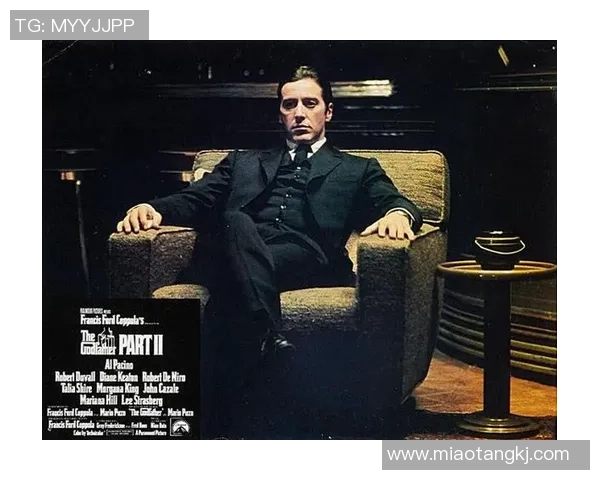 足球明星的璀璨人生与传奇故事揭示他们背后的名字与荣耀